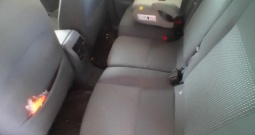 Prodajem automobil Ford C-max