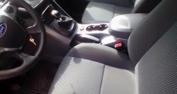 Prodajem automobil Ford C-max