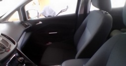 Prodajem automobil Ford C-max