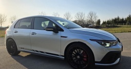 VW Golf 8 2,0 TSI