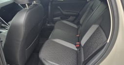 VW Taigo 1,5 TSI.vozilo pod tvornickim jamstvom,dva kljuca.