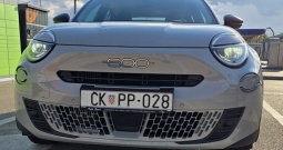 Fiat 600 1.2 e-Hybrid AUT.