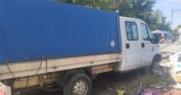 Citroen Jumper 2.2 hdi 74 kw, 2003 godina u dijelovima prodajem