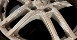 Audi A4 40 TDI 2020 S-tronic 190hp + zimski set gume + felge
