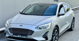 Ford focus 1.0 ecoboost trend st * novoo * 25. 000 km* 6 brzina 101 ks*