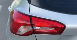 Ford focus 1.0 ecoboost trend st * novoo * 25. 000 km* 6 brzina 101 ks*
