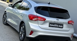 Ford focus 1.0 ecoboost trend st * novoo * 25. 000 km* 6 brzina 101 ks*