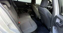 Ford focus 1.0 ecoboost trend st * novoo * 25. 000 km* 6 brzina 101 ks*