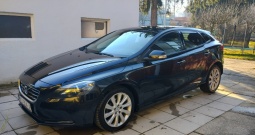 V40 D2