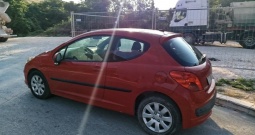 Peugeot 207 1.4 hdi, klima,registriran 10/2026