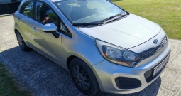 Prodaje se Kia Rio 2012 godina diesel, kuka i dajem zimske gume