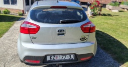 Prodaje se Kia Rio 2012 godina diesel, kuka i dajem zimske gume