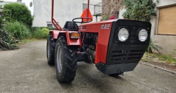 Traktor TT 826S,2001.,registriran,550 RH,novi novi,može na kartice!