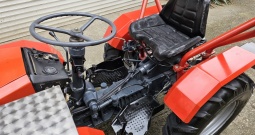 Traktor TT 826S,2001.,registriran,550 RH,novi novi,može na kartice!
