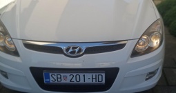 Hyundai i30 1.4 gls