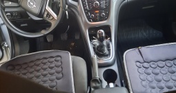 Opel astra j CDTi, 2015g.
