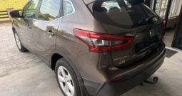 Nissan Qashqai ⭐1,3 DIG-T⭐navigacija, klima⭐ 4 cilindra
