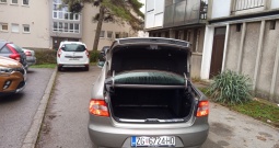 Škoda Superb 2. 0 TDi DSG 170 ks
