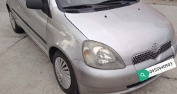 Toyota yaris 1.0 vvt-i 2003 rega do 2/2027 klima