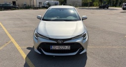 Toyota Corolla HB 2.0 Hybrid automatik