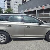 Volvo XC60 2.4D 5 cil. AWD redizajn reg. 4/2027 očuvan uredan SUV
