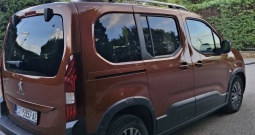 Peugeot rifter 1.5 BlueHDi allure 93000km novi lanac 8mm 1 vlasnik veliki servis