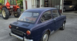 Fiat 850 sedan
