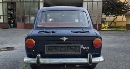 Fiat 850 sedan