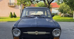 Fiat 850 sedan