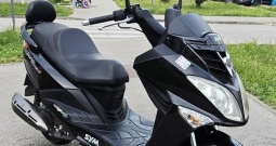 Sym Joyride 200i EFI EVO reg. cijelu god. 6/2027 kao nov