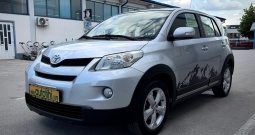 Toyota Urban Cruiser 1,4D-4D 4*4 POGON 66kW 2009g ODLIČNO STANJE⭐⭐⭐⭐⭐