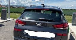 Hyundai i30, 2022. Automatik, Karavan
