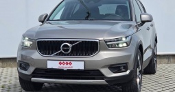 VOLVO XC40 1.5 T3 MOMENTUM PRO