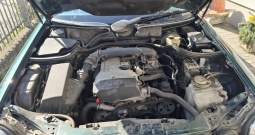 Mercedes Benz E200