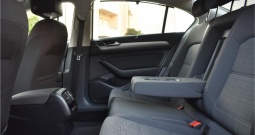 VW Passat 1. 5 tsi automatik+f1 dsg, acc, dab, kamera, comfortline-facelift