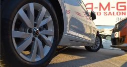 VW Passat 1. 5 tsi automatik+f1 dsg, acc, dab, kamera, comfortline-facelift