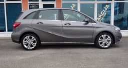 MERCEDES BENZ B180d *Urban Edition*LED SVJETLA*P.D.C*KOŽA*NAVIGACIJA
