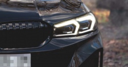 BMW 330e LCI 2023