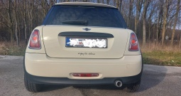 Mini 1,6 D garažiran 2 seta felgi i guma reg 02.2027