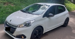 208 1,2 gt look 50000 km ! Potvrda reg 4. 2027