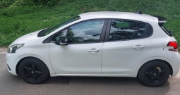 208 1,2 gt look 50000 km ! Potvrda reg 4. 2027