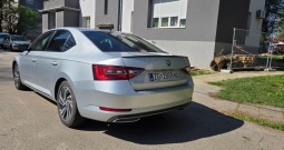 Skoda Superb OSTECENA