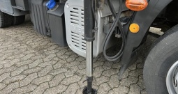 Iveco 8.140 auto kran sanduk 5 m pri. 62.000km, 2009 god.