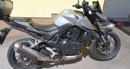 Honda Hornet 750