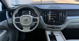 VOLVO XC60 2.0 MOMENTUM PRO