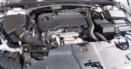 Opel Insignia 1.5 turbo benzin
