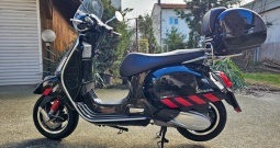 Vespa 300 GTS Super,2020.,nije uvoz,1.vlasnik,reg 1god.,može na kartice