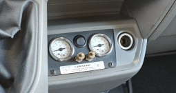Vučna VW Crafter 2.0 TDI 180 KS,mod.'20.,reg na ime 1 god,top stanje