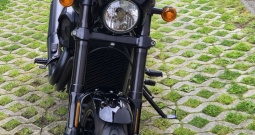 Harley Davidson Street Rod XG750A prekrasno agresivno sportski motor!