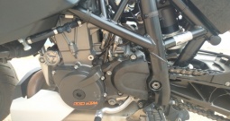 KTM 690 Duke 3 - izvanredan sam malo km i cijelom povijesti (HR)